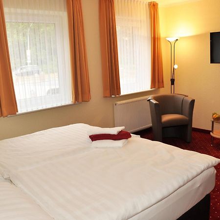 Hotel Bohlje เวสเตอร์ชเตเดอ ภายนอก รูปภาพ